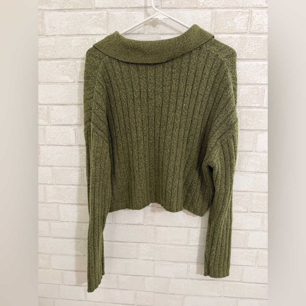 Olive Green Crop Button Ribbed Sweater Size XL #3046 - Picture 2 of 4
